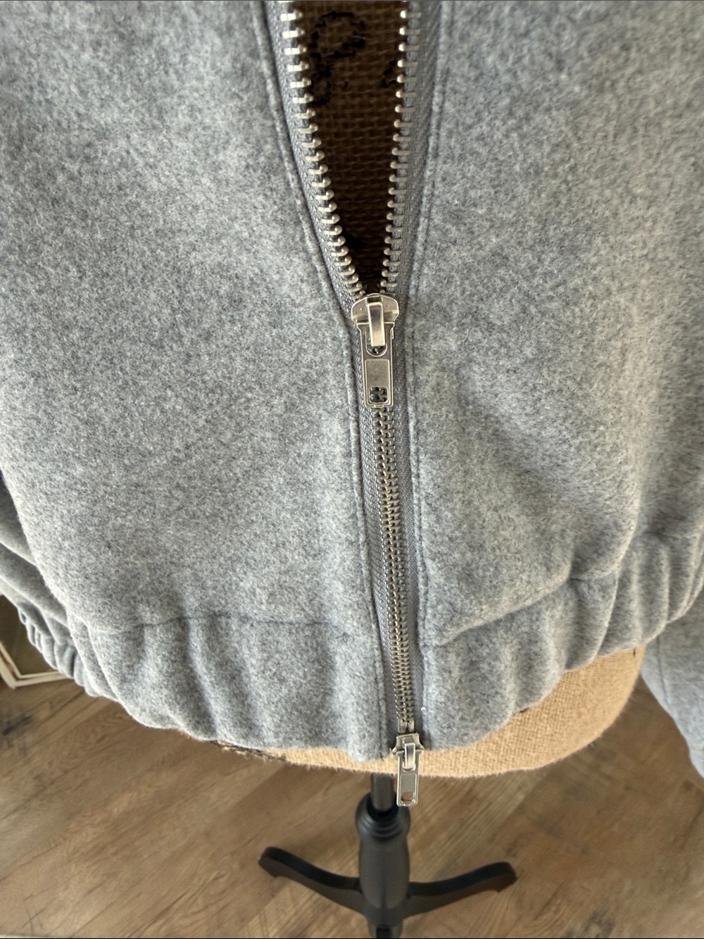 Forever 21 Gray Zip-Up Hooded Cropped Hoodie - Picture 4 of 5